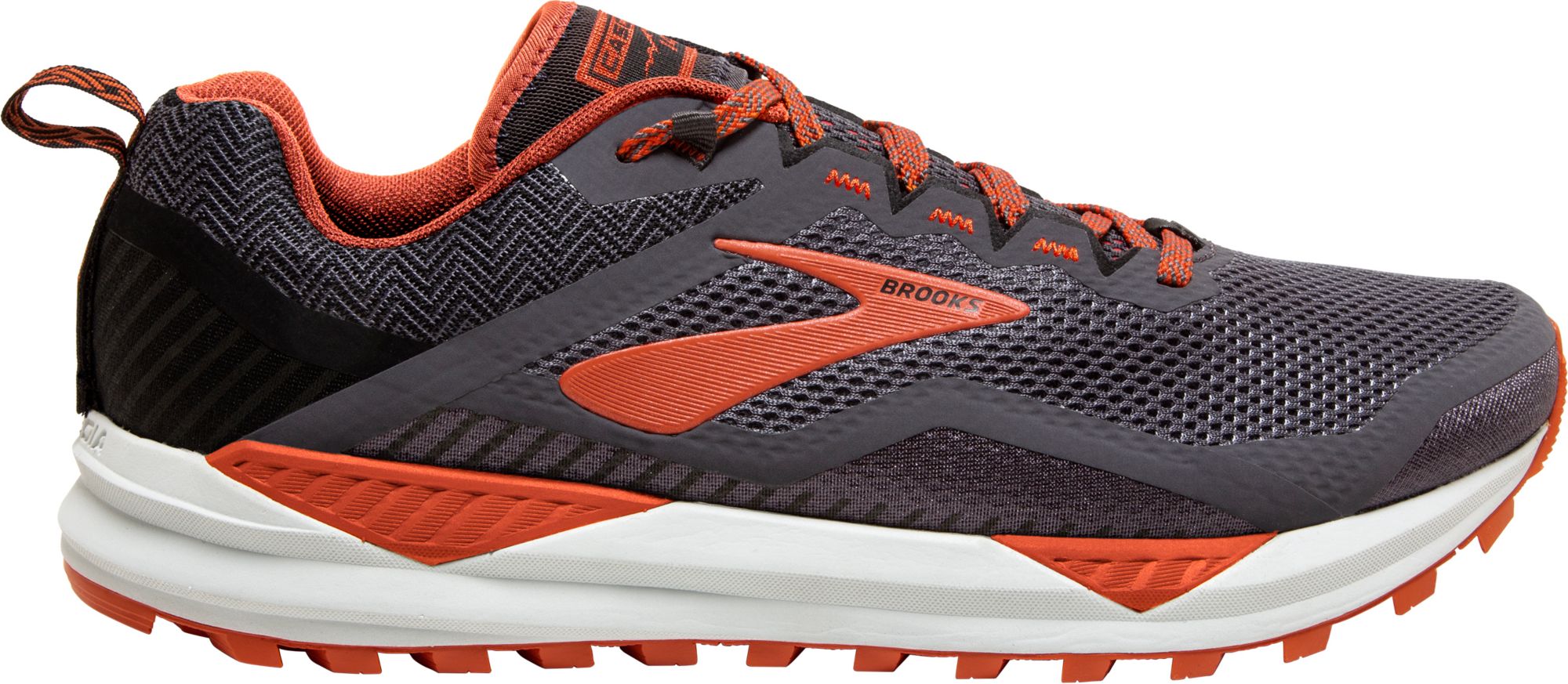 cascadia trail running shoes