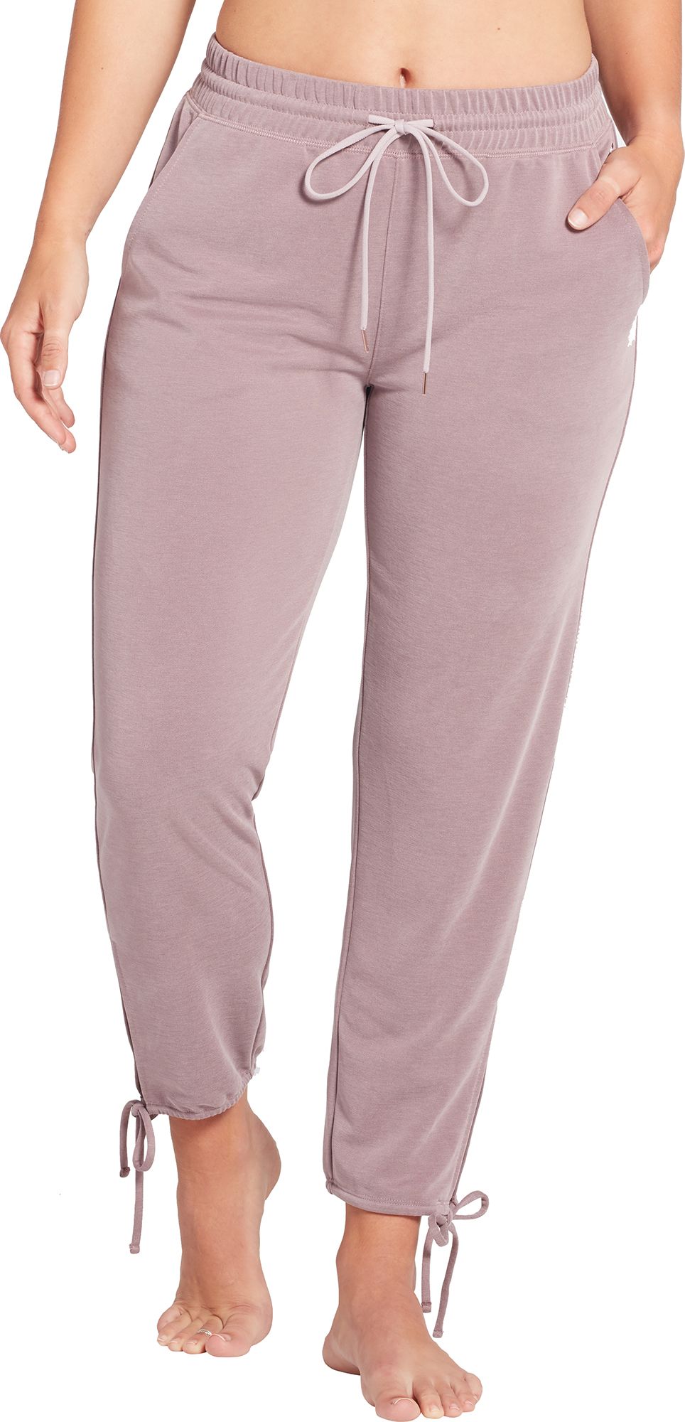 carrie underwood sweatpants