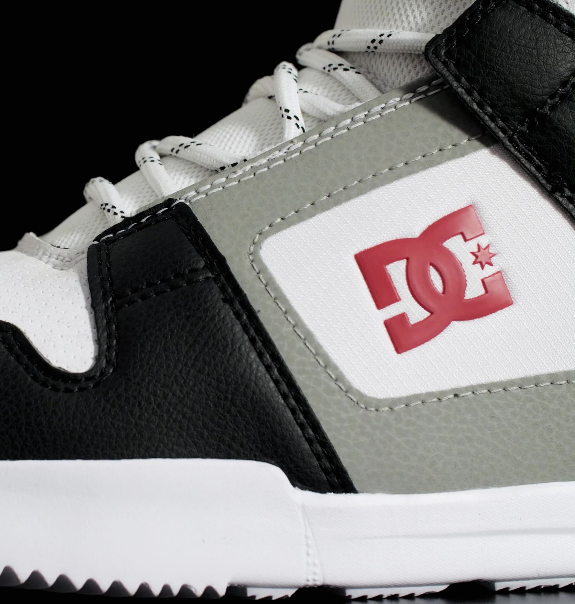 dc shoes phase