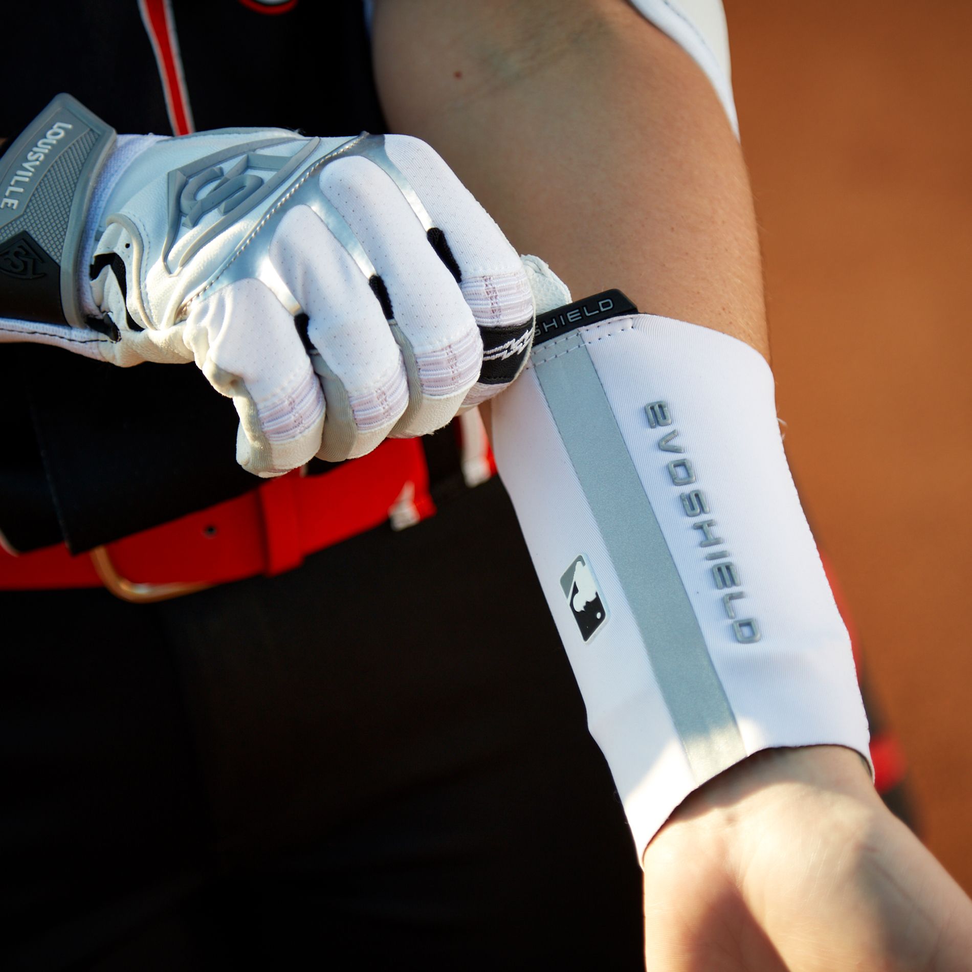 EvoShield Adult Pro-SRZ Batter's Protective Wrist Guard product image