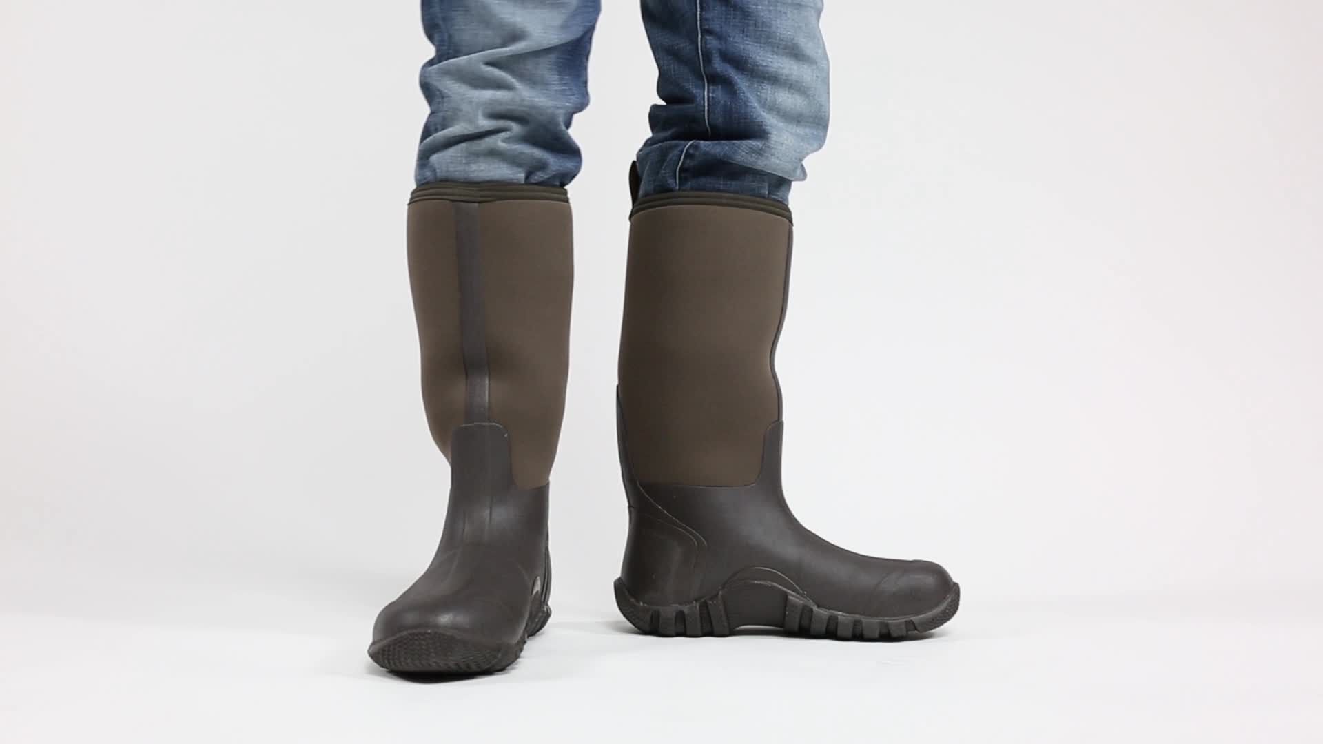 knee high rubber hunting boots