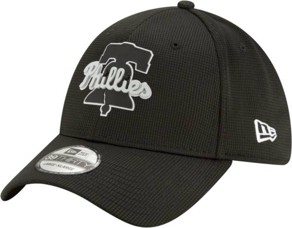 New Era Men's Philadelphia Phillies Black 39Thirty Clubhouse Stretch Fit Hat