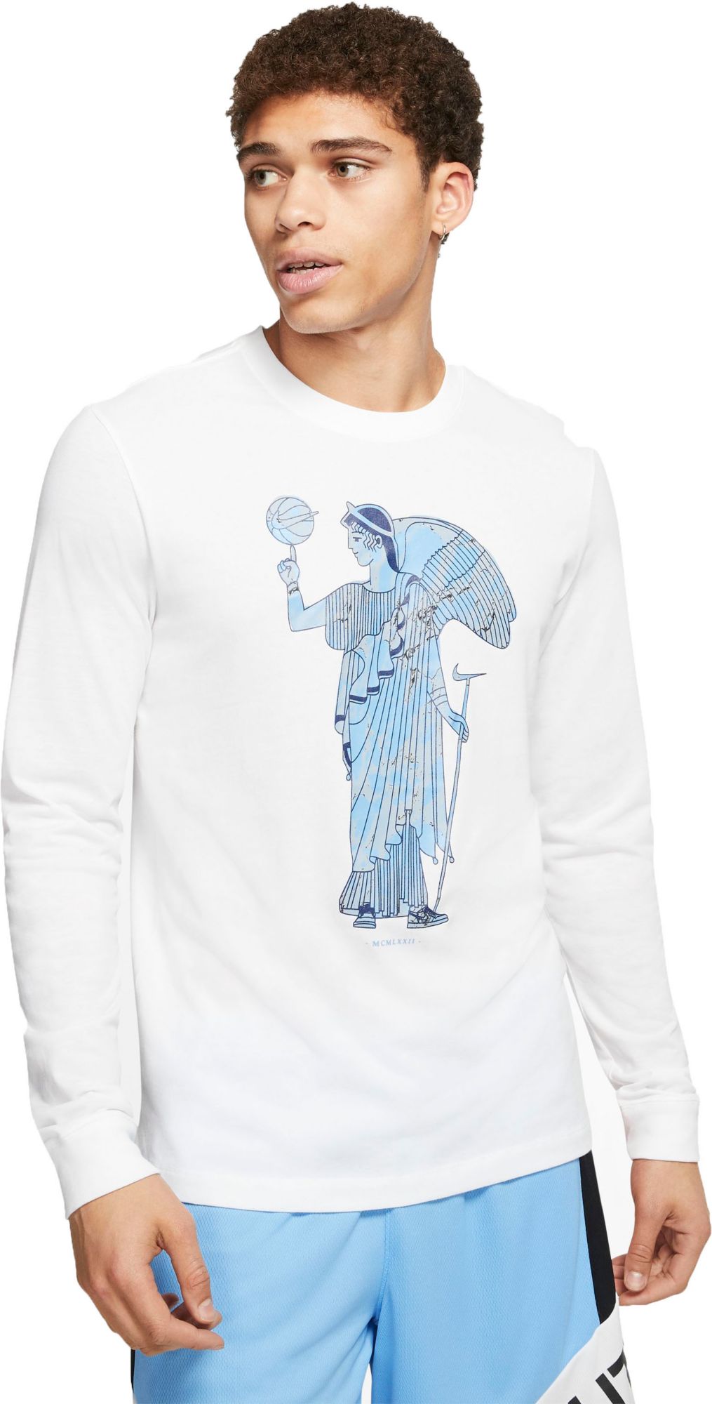 nike long sleeve graphic shirts