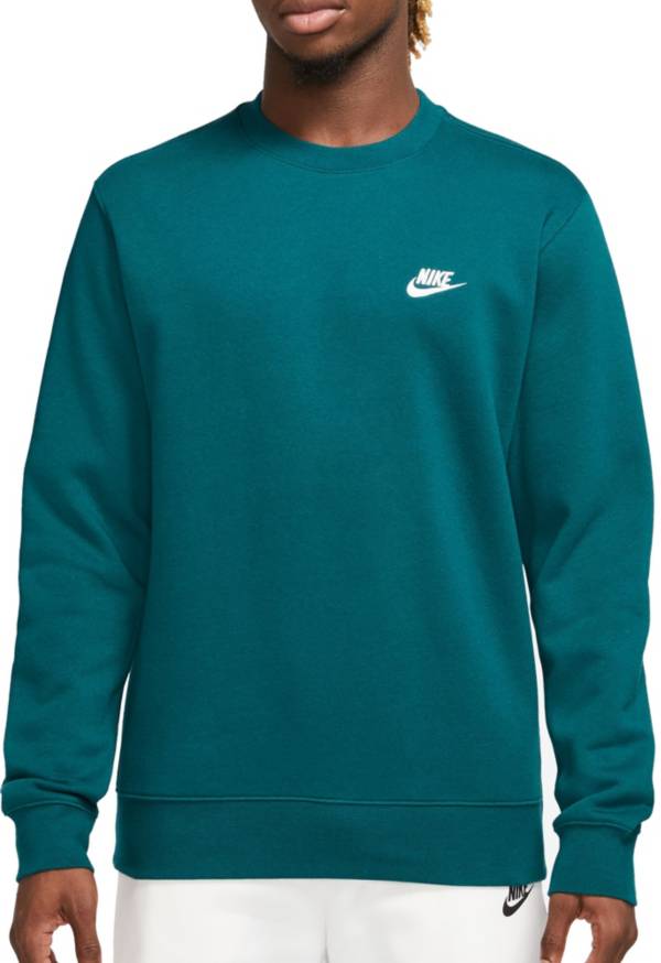 Nike Sportswear Club Fleece gray crewneck sweatshirt for men and