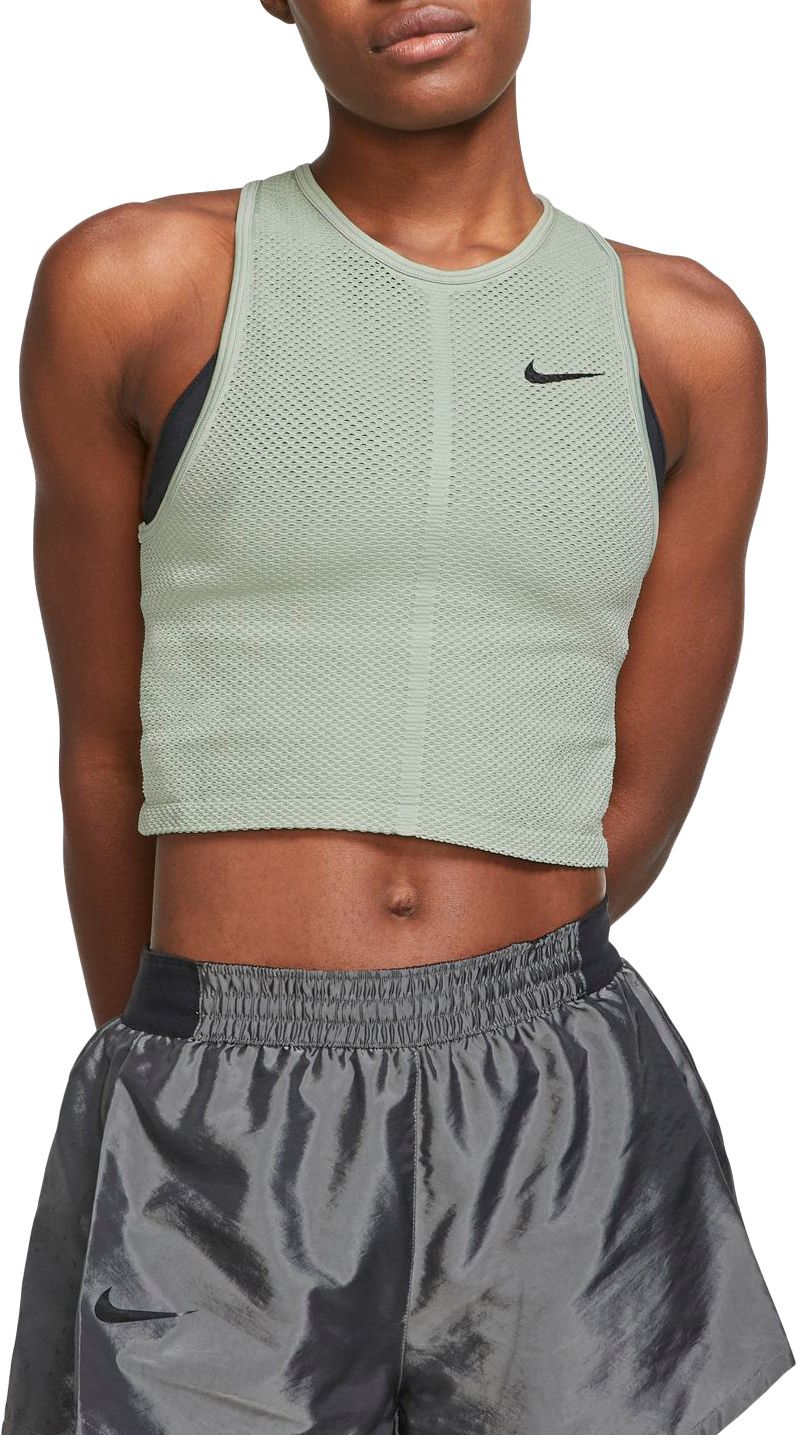 nike dri fit crop top