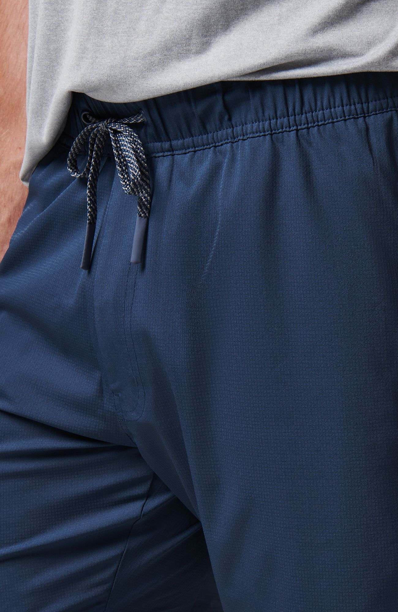 TravisMathew Men's 7.5" Wanderlust Elastic-Waist Golf Shorts product image