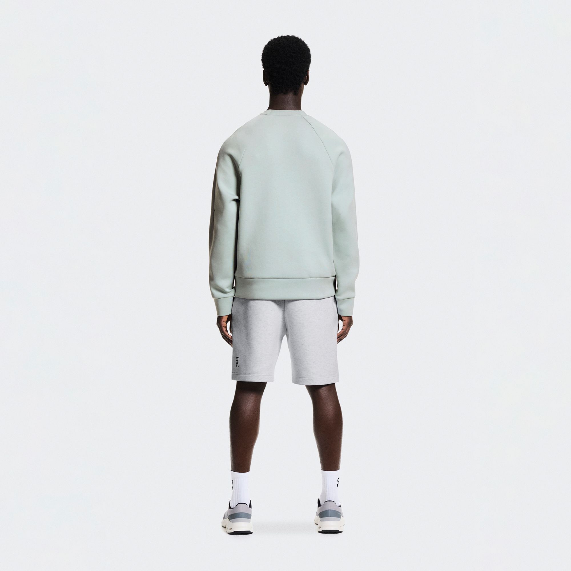 On Men's Focus Tech Tennis Crewneck product image