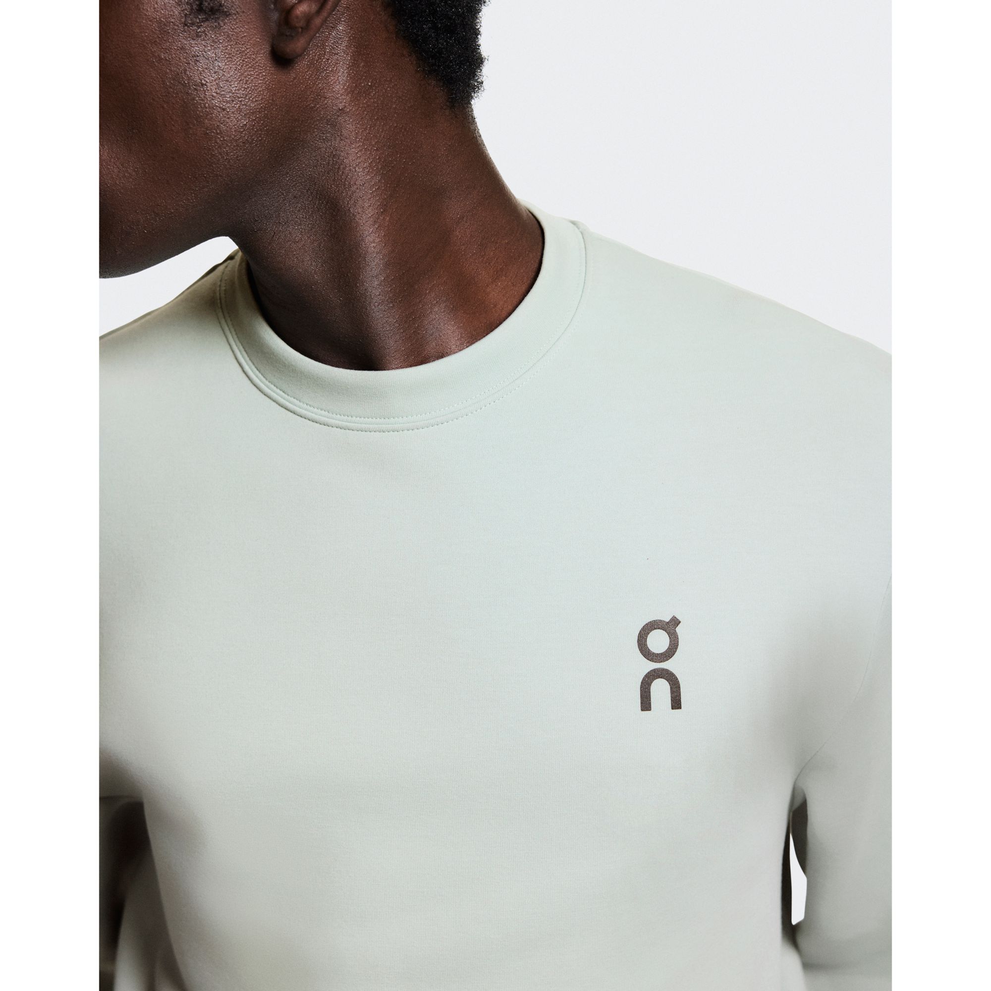On Men's Focus Tech Tennis Crewneck product image
