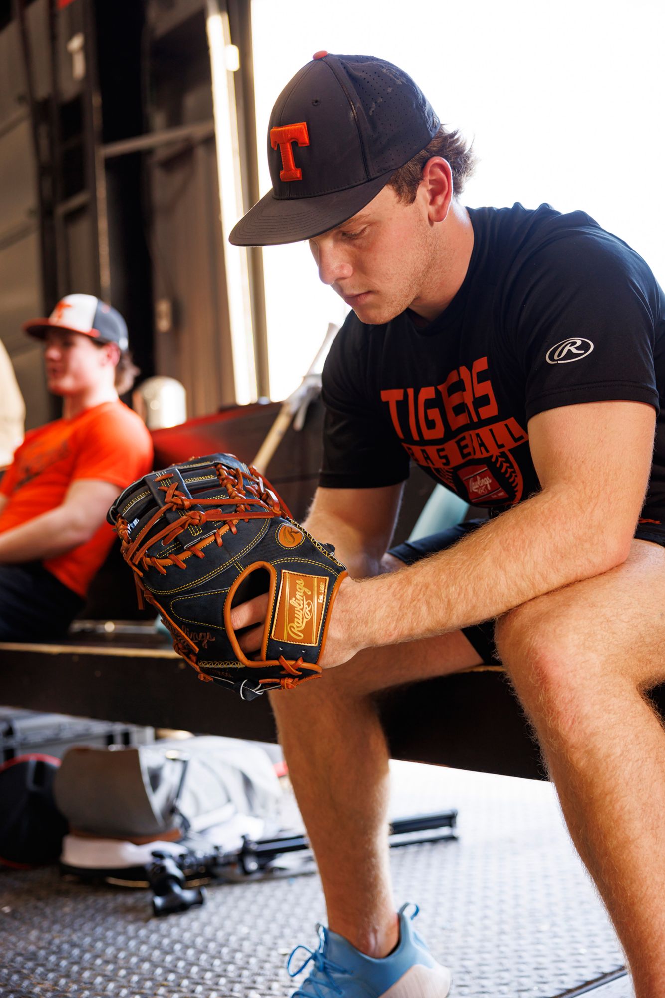 Rawlings 12.75'' Heart of the Hide "Denim" Pro Label Series Glove 2025 product image