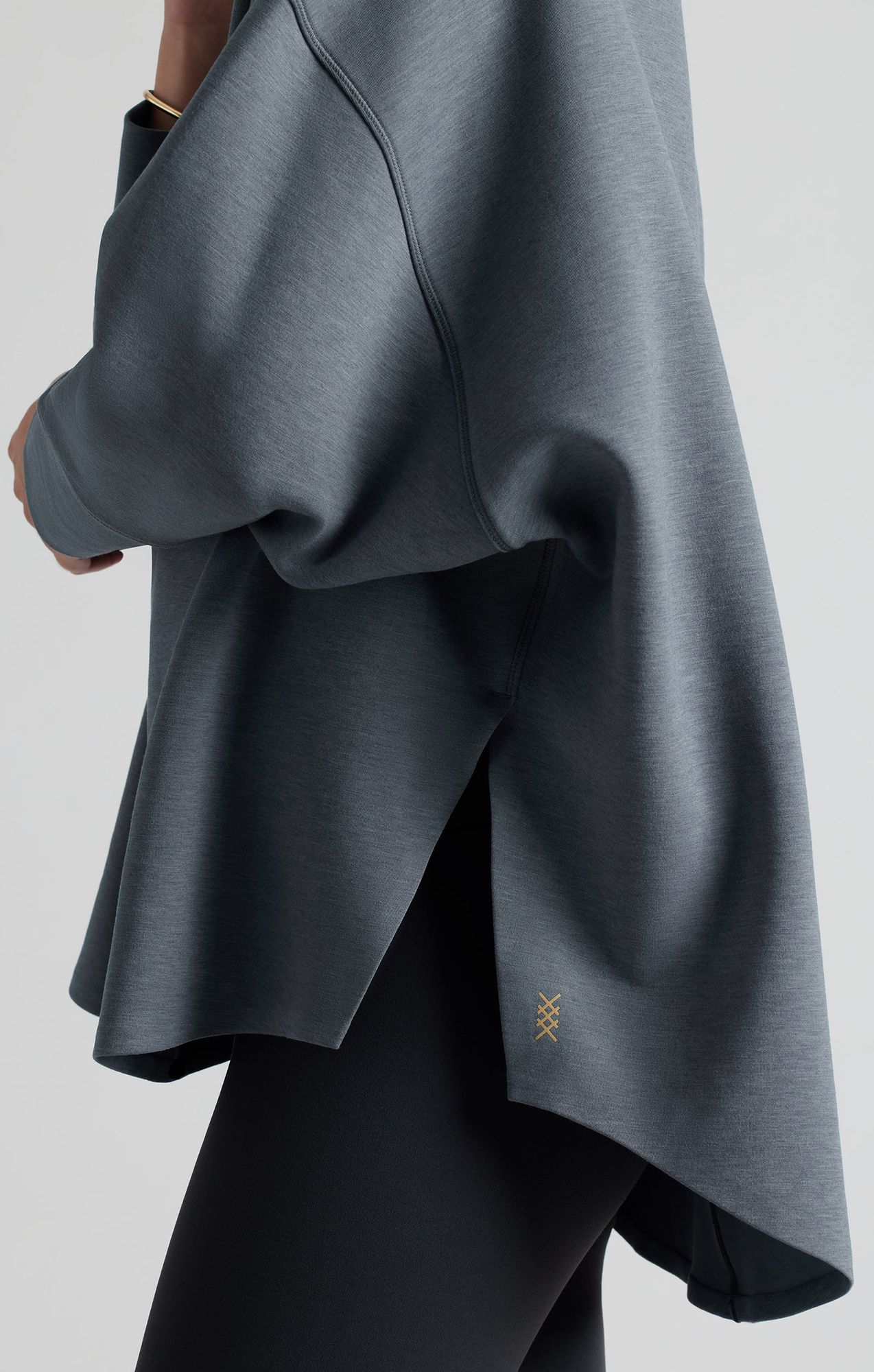 Rhone Women's Dreamglow Pullover product image
