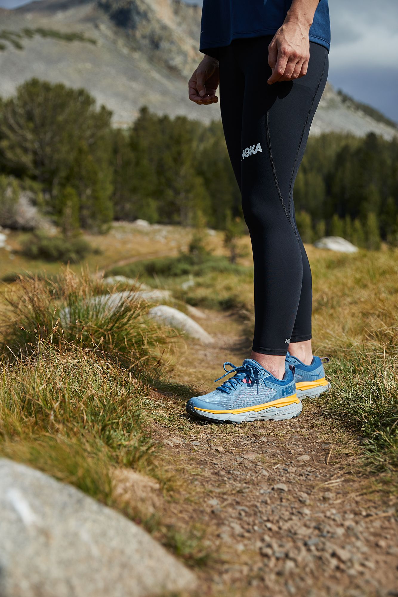 HOKA Men's Challenger 6 GTX Trail Running Shoes product image