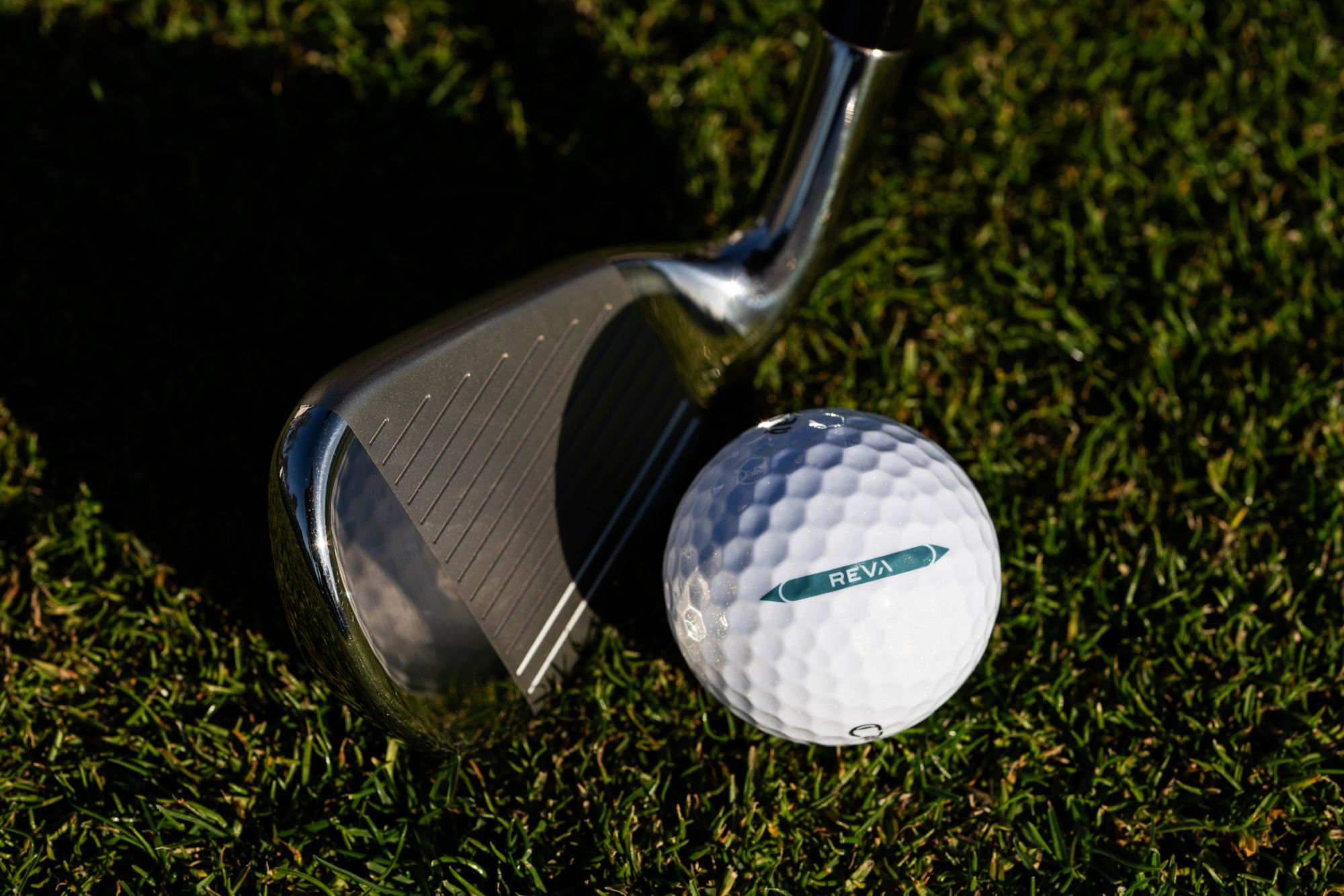 Callaway Women's 2025 REVA Golf Balls product image