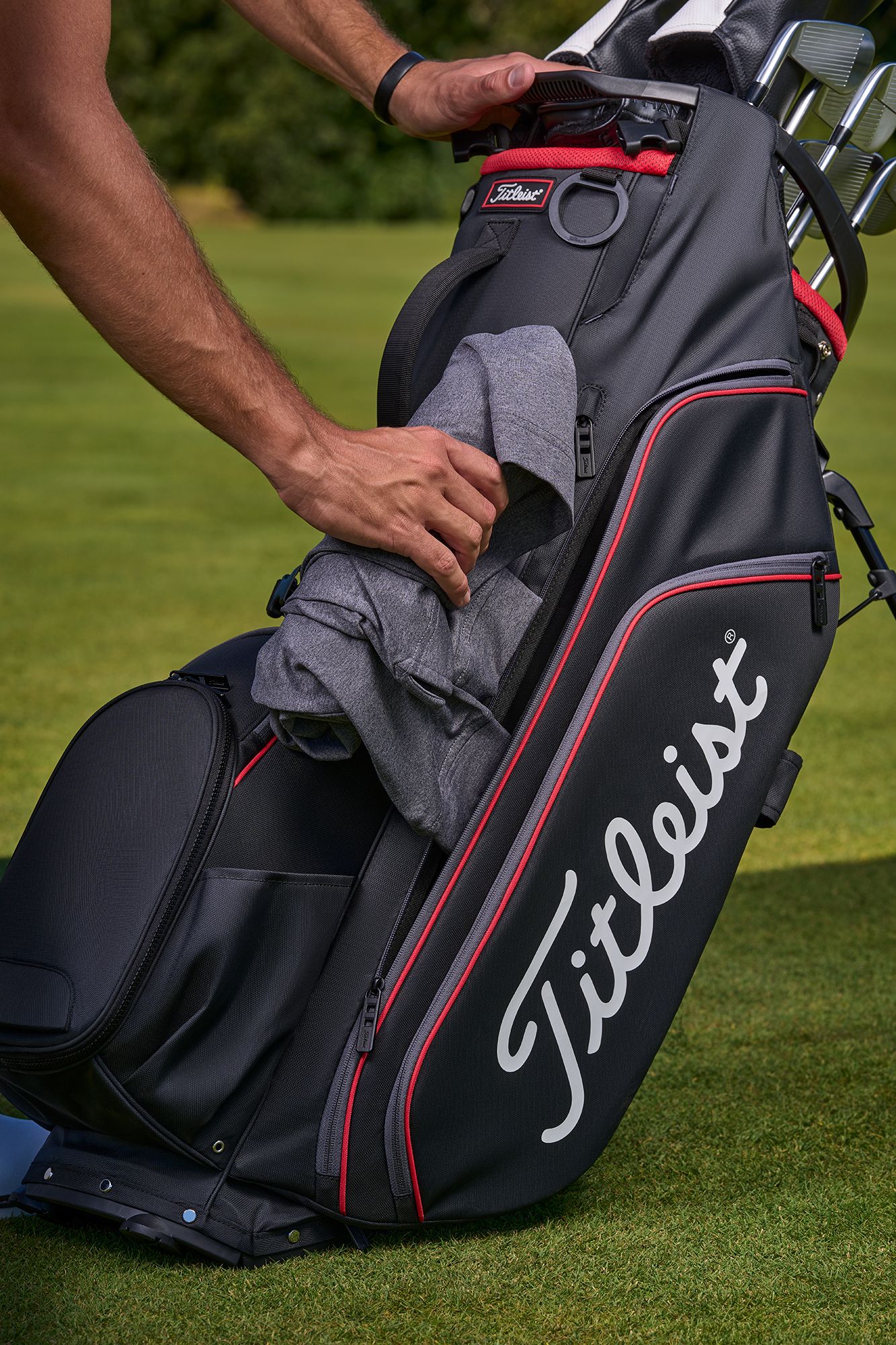 Titleist Hybrid 14 Stand Bag product image