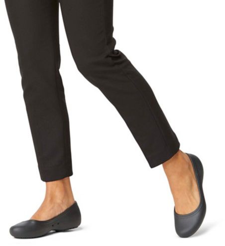 women's crocs at work flat