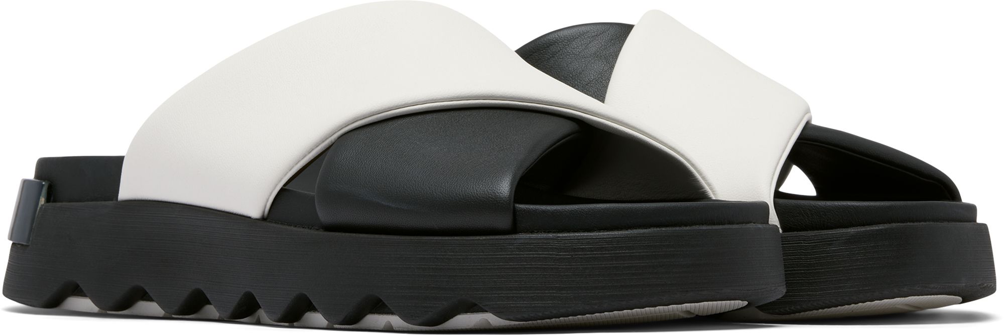 SOREL Women's VIIBE Crisscross Flat Sandals product image