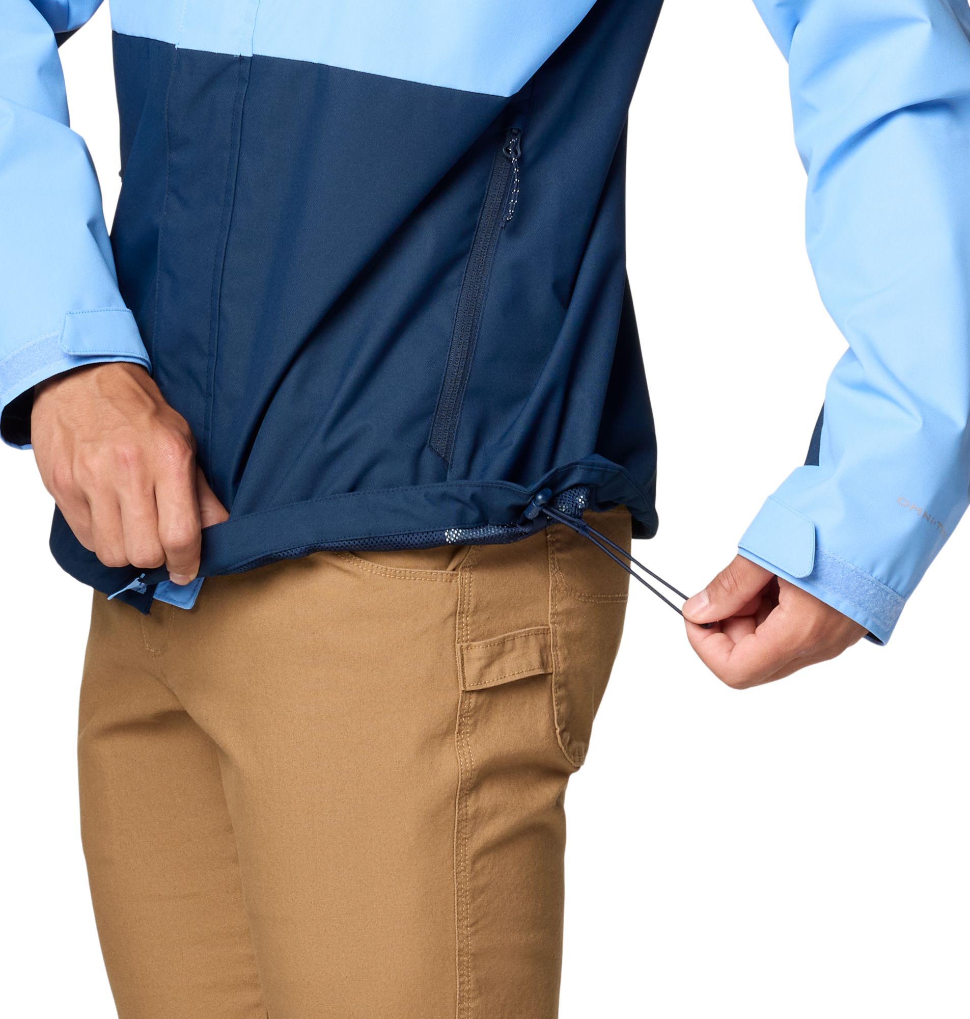 Columbia Men's North Carolina Tar Heels Light Blue/Navy Color Block Field Bound Jacket product image