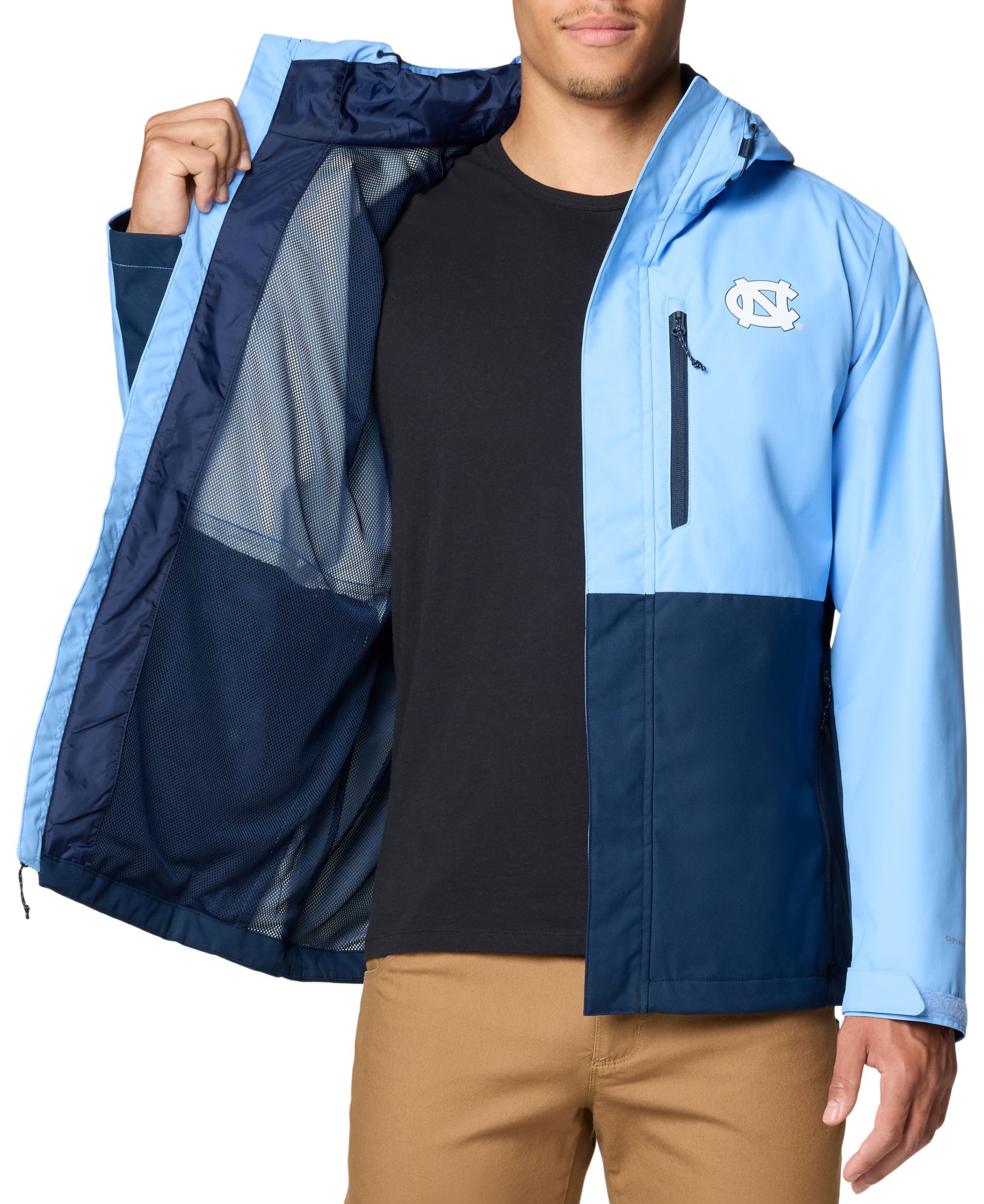 Columbia Men's North Carolina Tar Heels Light Blue/Navy Color Block Field Bound Jacket product image