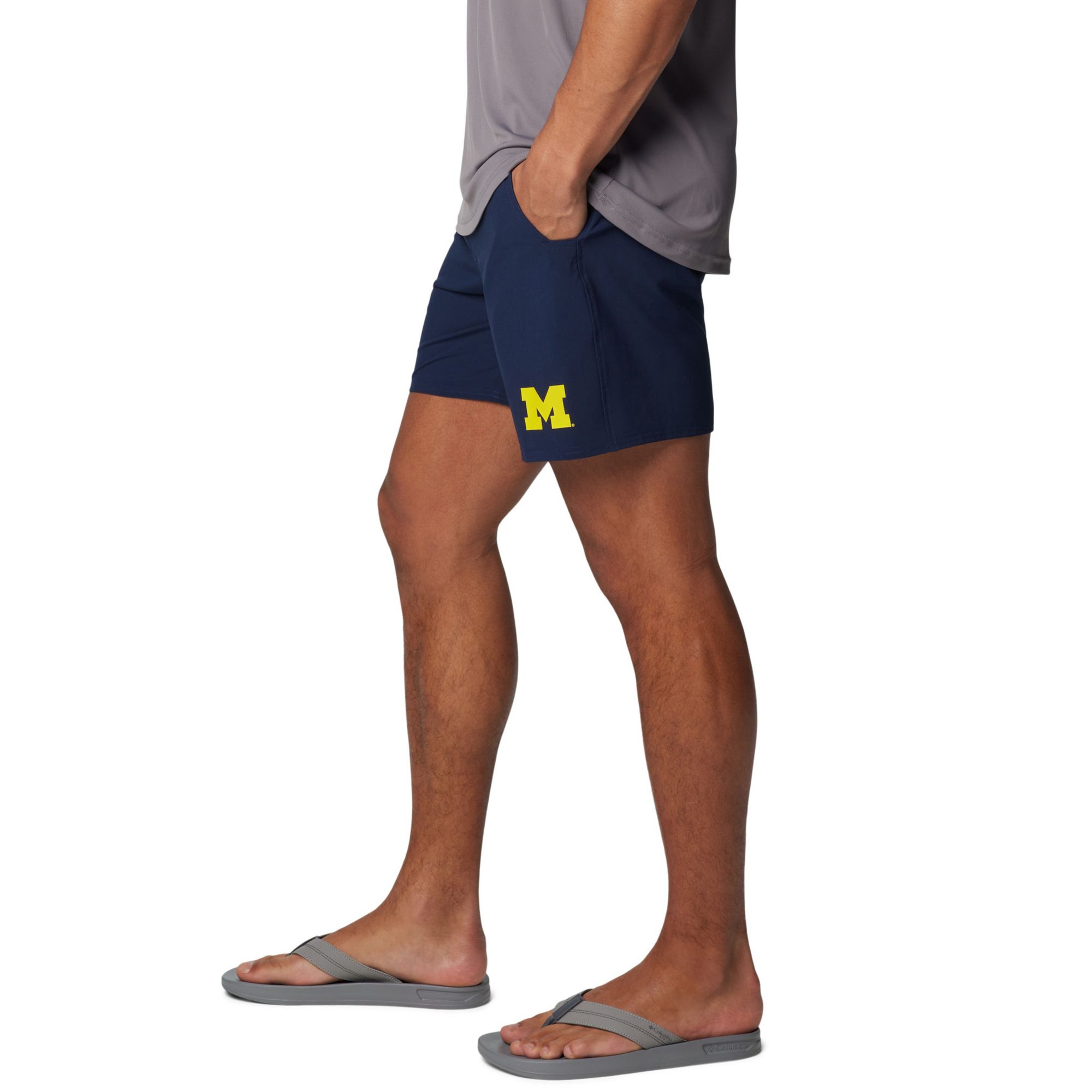Columbia Men's Michigan Wolverines Navy Terminal Roamer Shorts product image