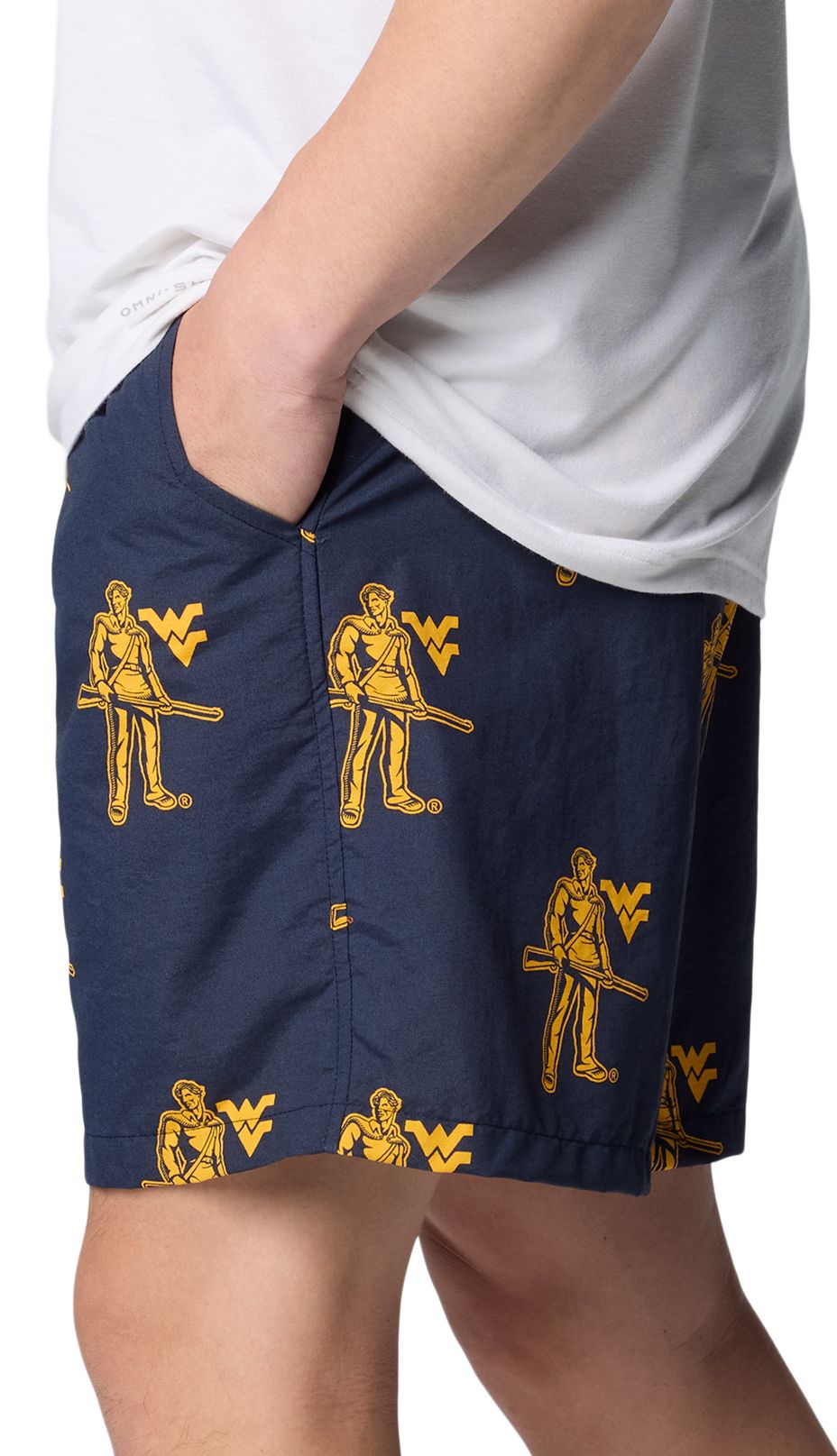 Columbia Men's West Virginia Mountaineers Collegiate Navy Backcast III Printed Performance Shorts product image