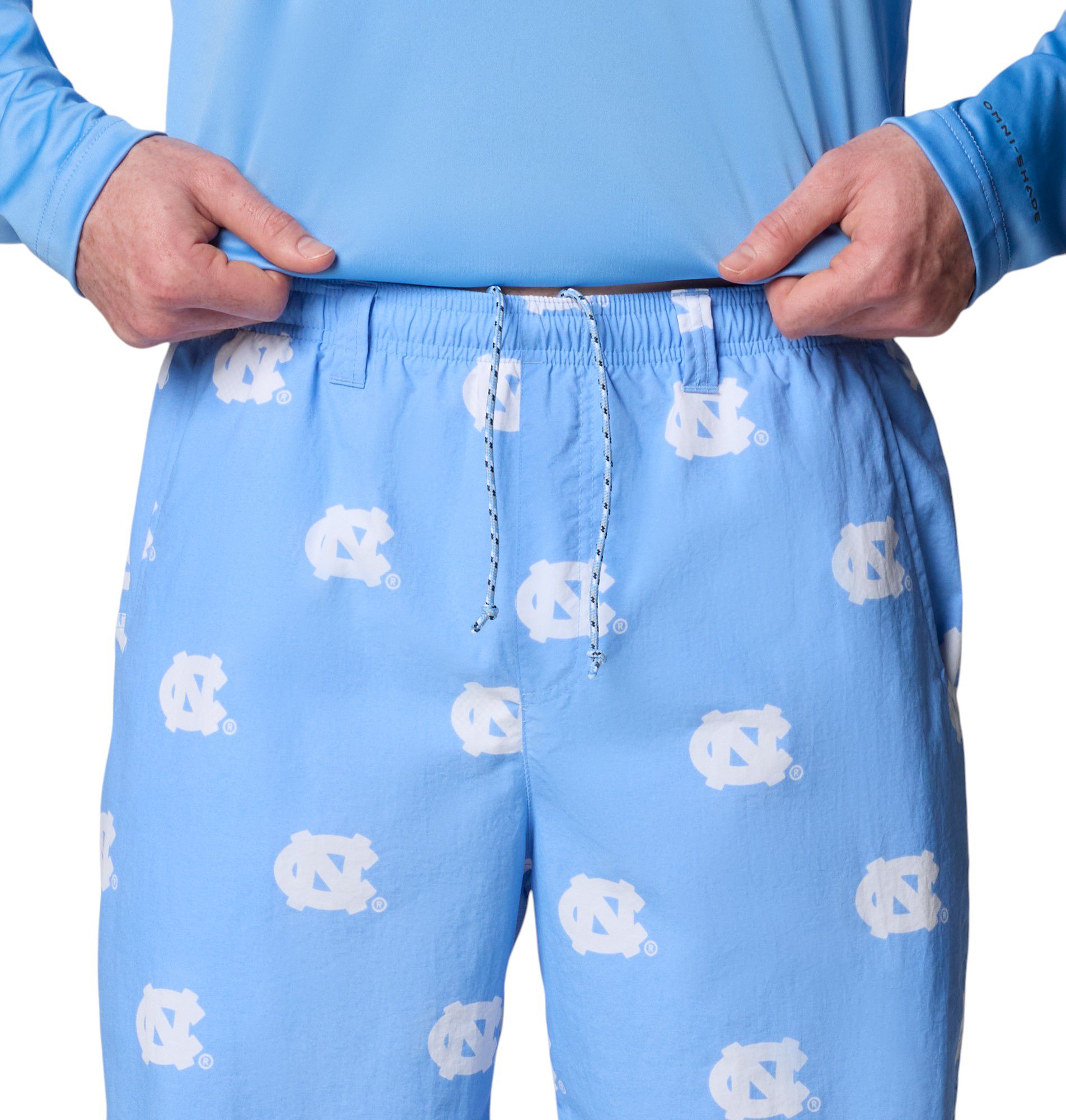 Columbia Men's North Carolina Tar Heels Blue Backcast III Shorts product image