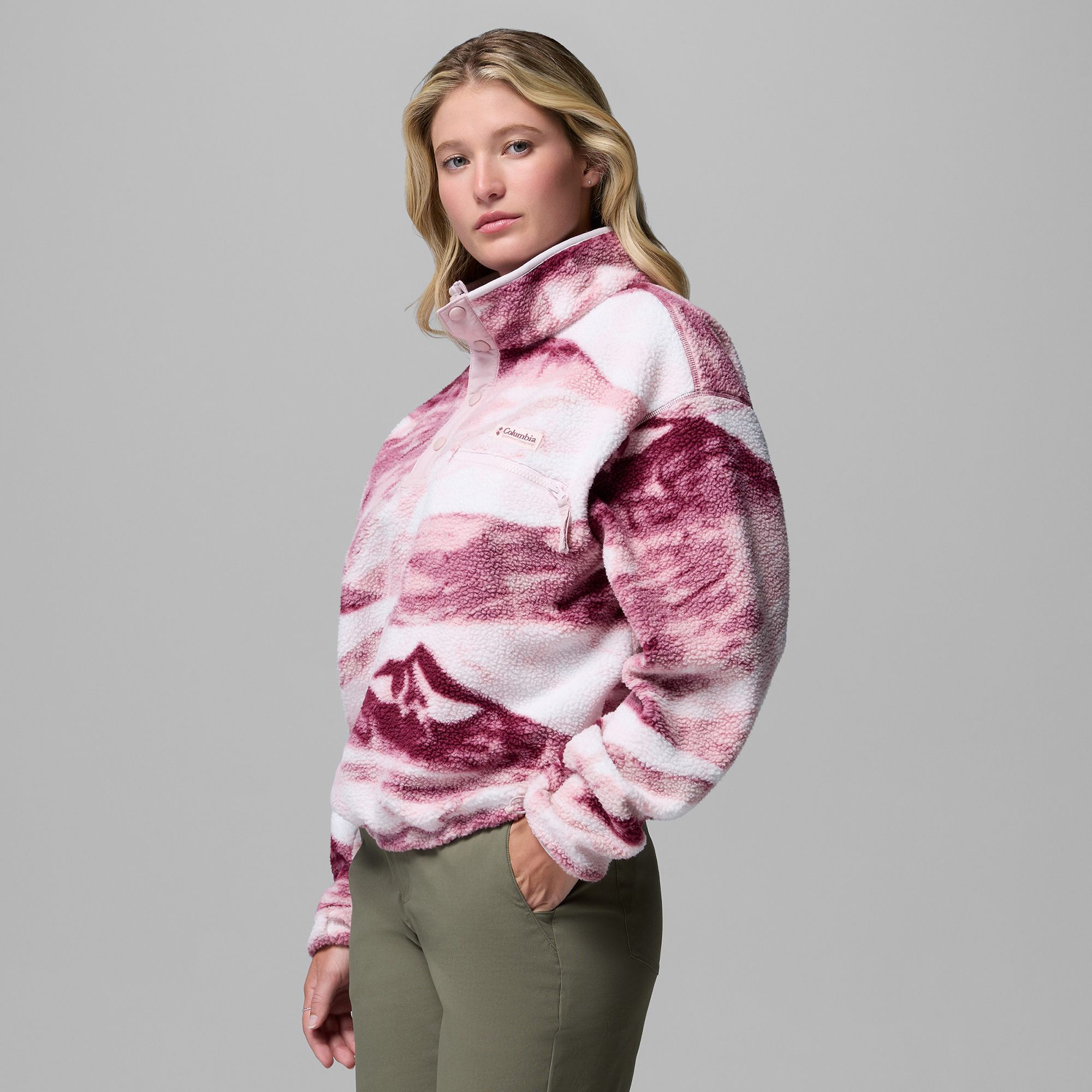 Columbia Women's Helvetia II Printed Cropped Half Snap Fleece Pullover product image