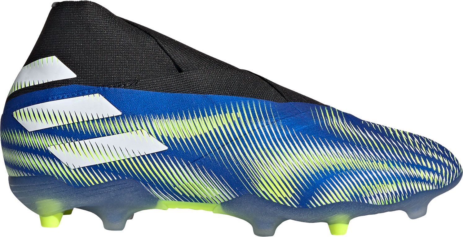 youth laceless soccer cleats