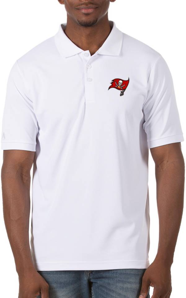 Antigua Men's Tampa Bay Buccaneers Legacy Pique White Polo product image