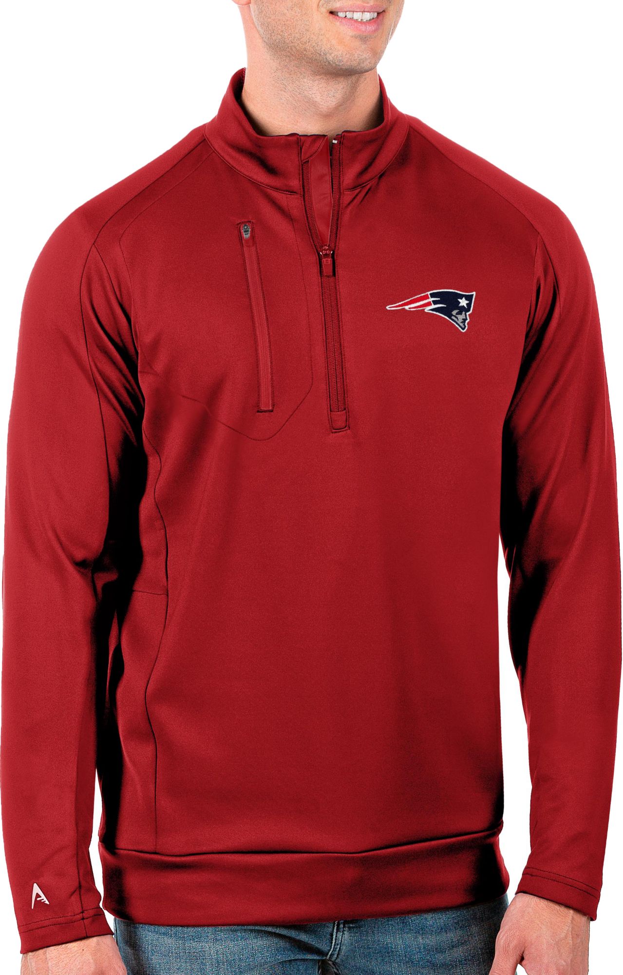 Antigua Men's New England Patriots Generation Half-Zip Pullover