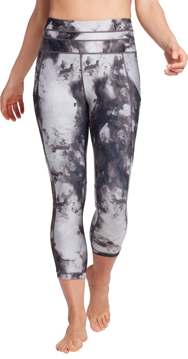 CALIA by Carrie Underwood Women's Essential Pocket Capris