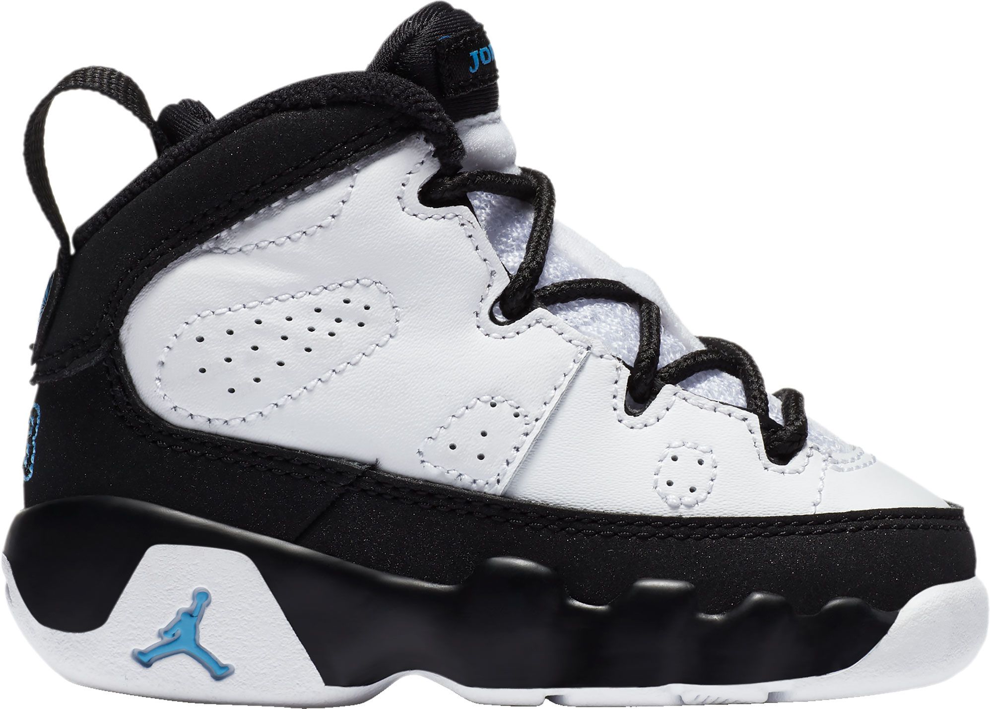 basketball shoes price
