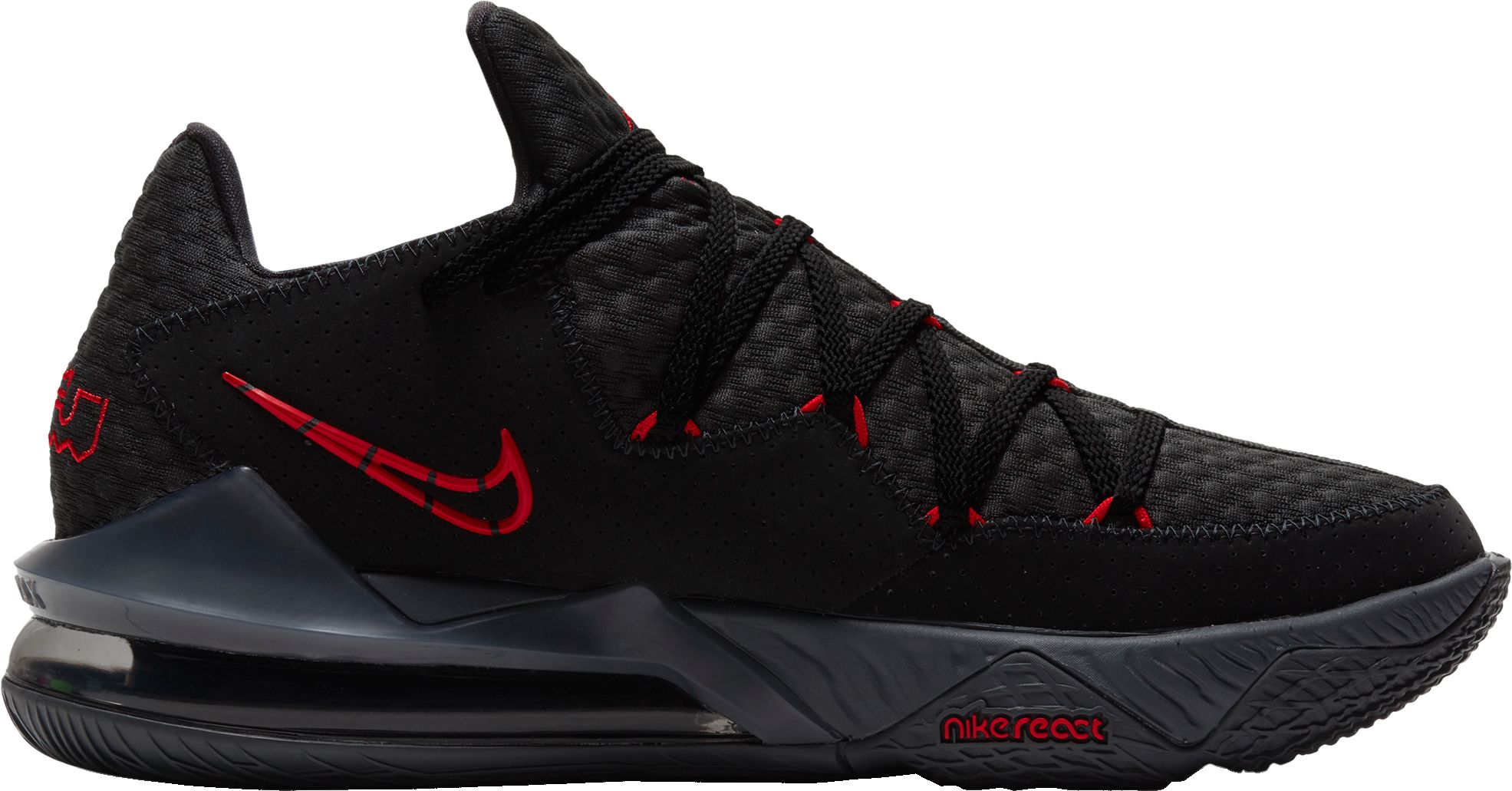 black low top basketball shoes