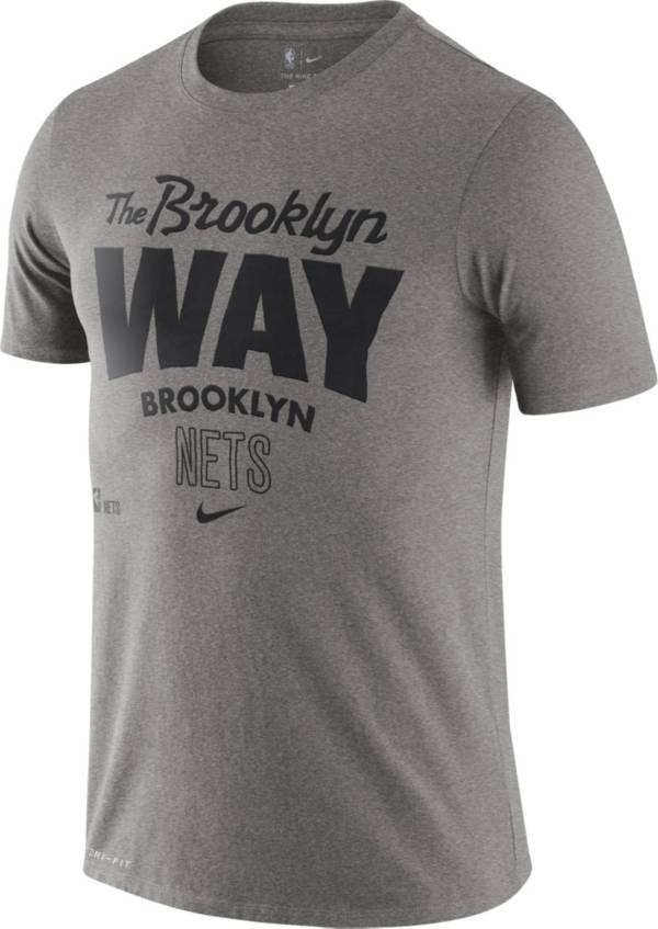 Nike Men's Brooklyn Nets Grey Dri-FIT Mantra T-Shirt