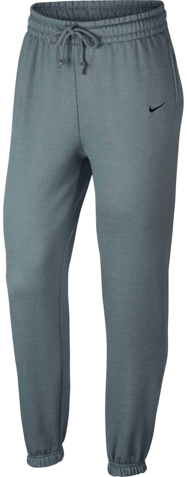 Nike Therma-FIT One Women's Loose Fleece Pants.