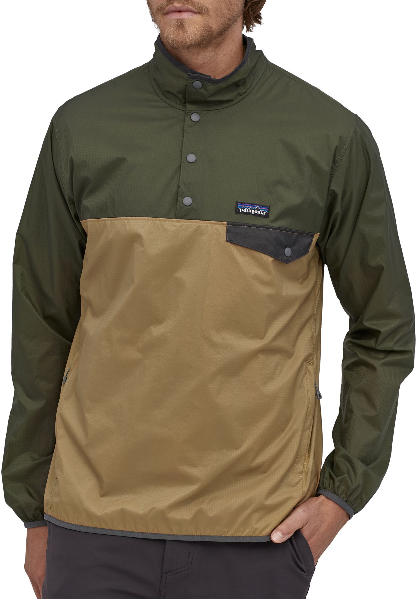 tan patagonia pullover