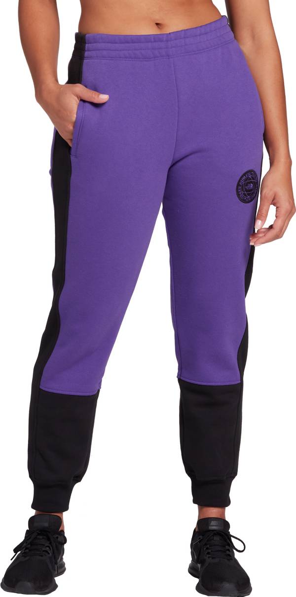 The North Face Women's Graphic Collection High Rise Pants