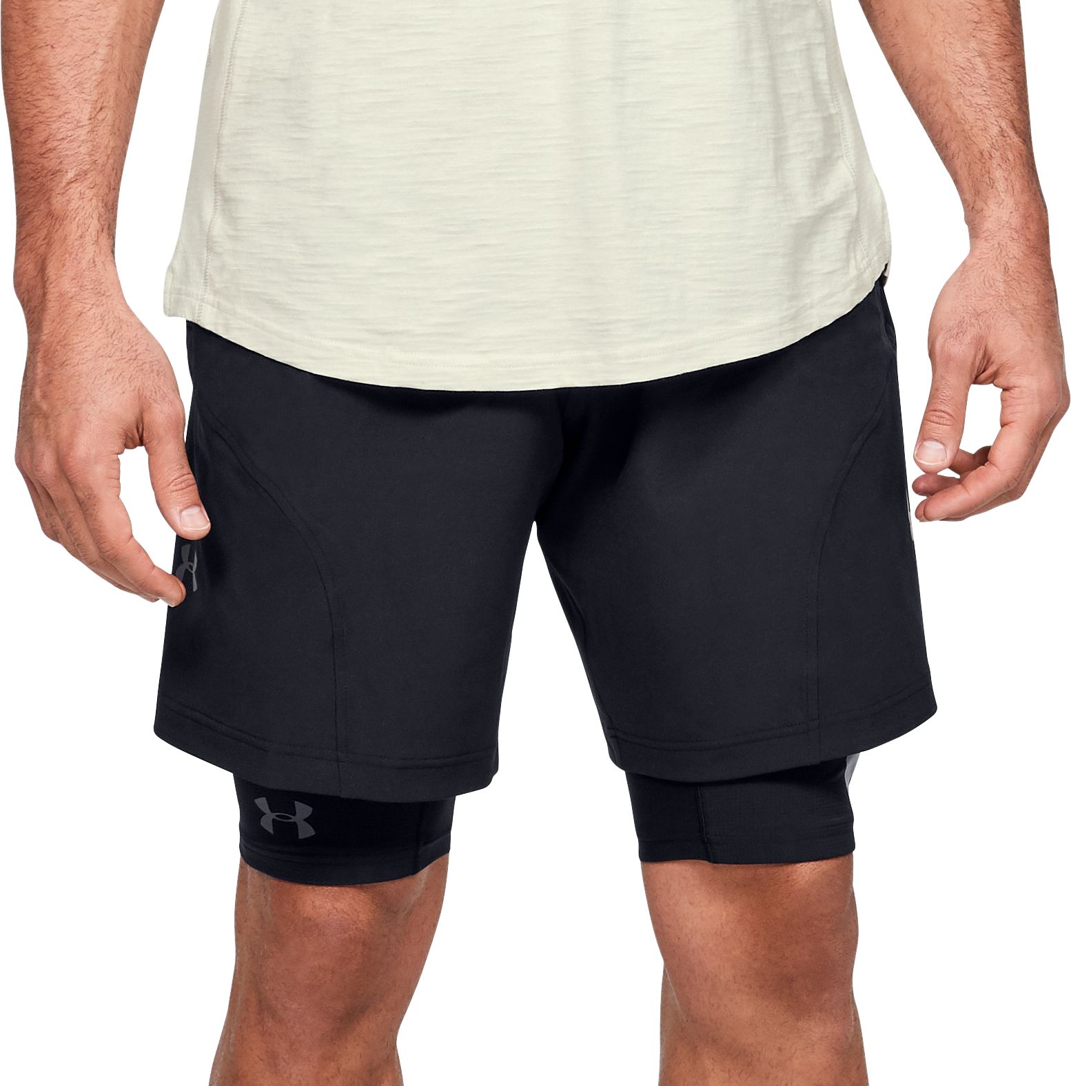 under armour men's 9 woven shorts