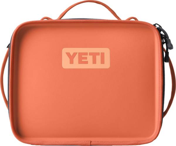 YETI Daytrip Lunch Bag keeps food and drink cold for hours and has an  adjustable size » Gadget Flow