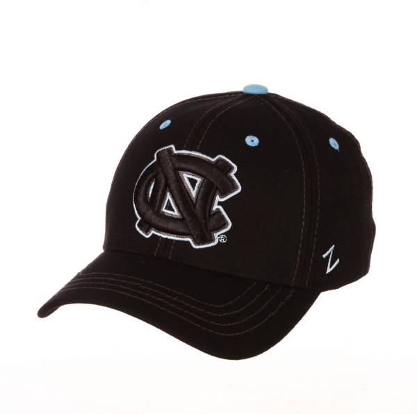 Zephyr Men's North Carolina Tar Heels Element Fitted Hat