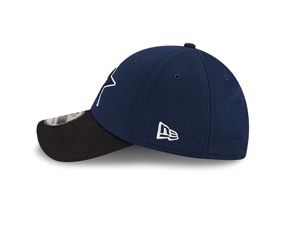 New Era Men's Dallas Cowboys Sideline Road 39Thirty Stretch Fit Hat product image