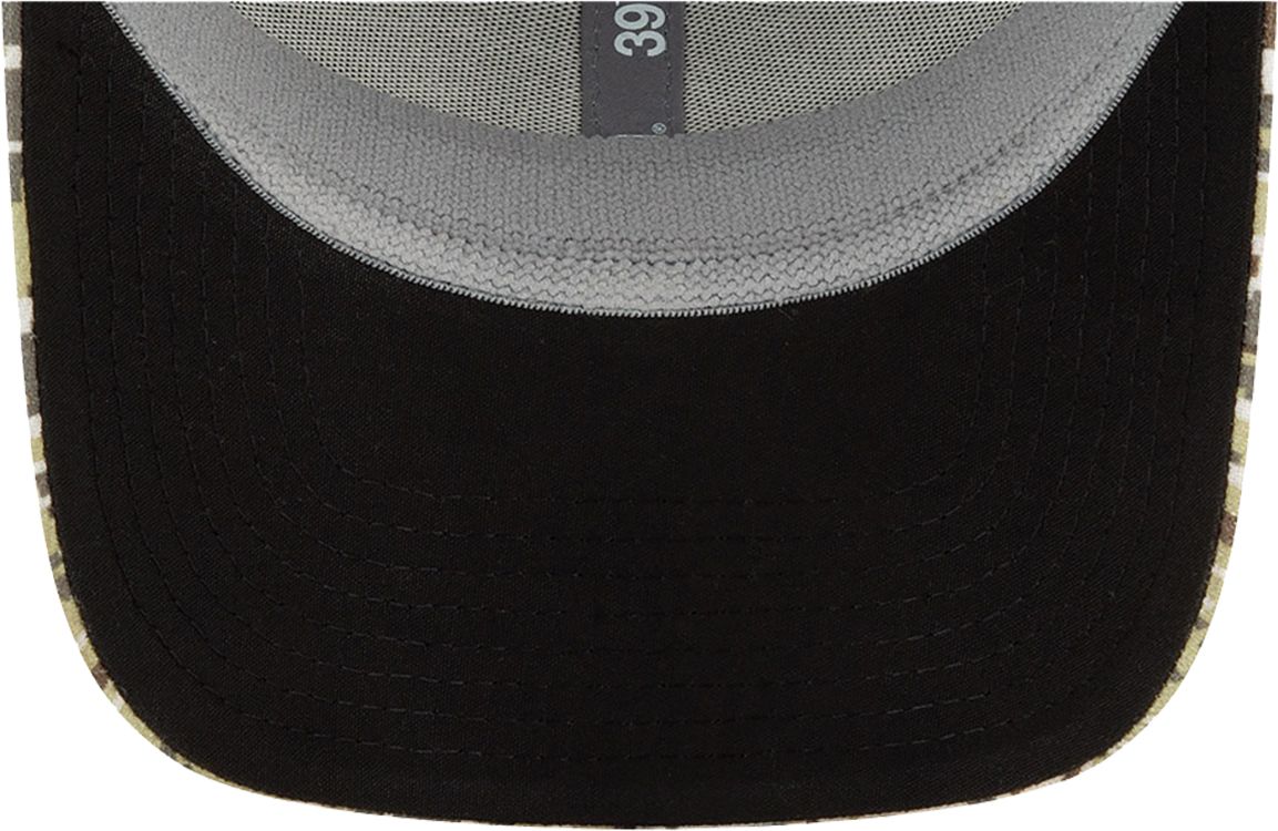 New Era Men's Dallas Cowboys Salute to Service 39Thirty Black Stretch Fit Hat product image