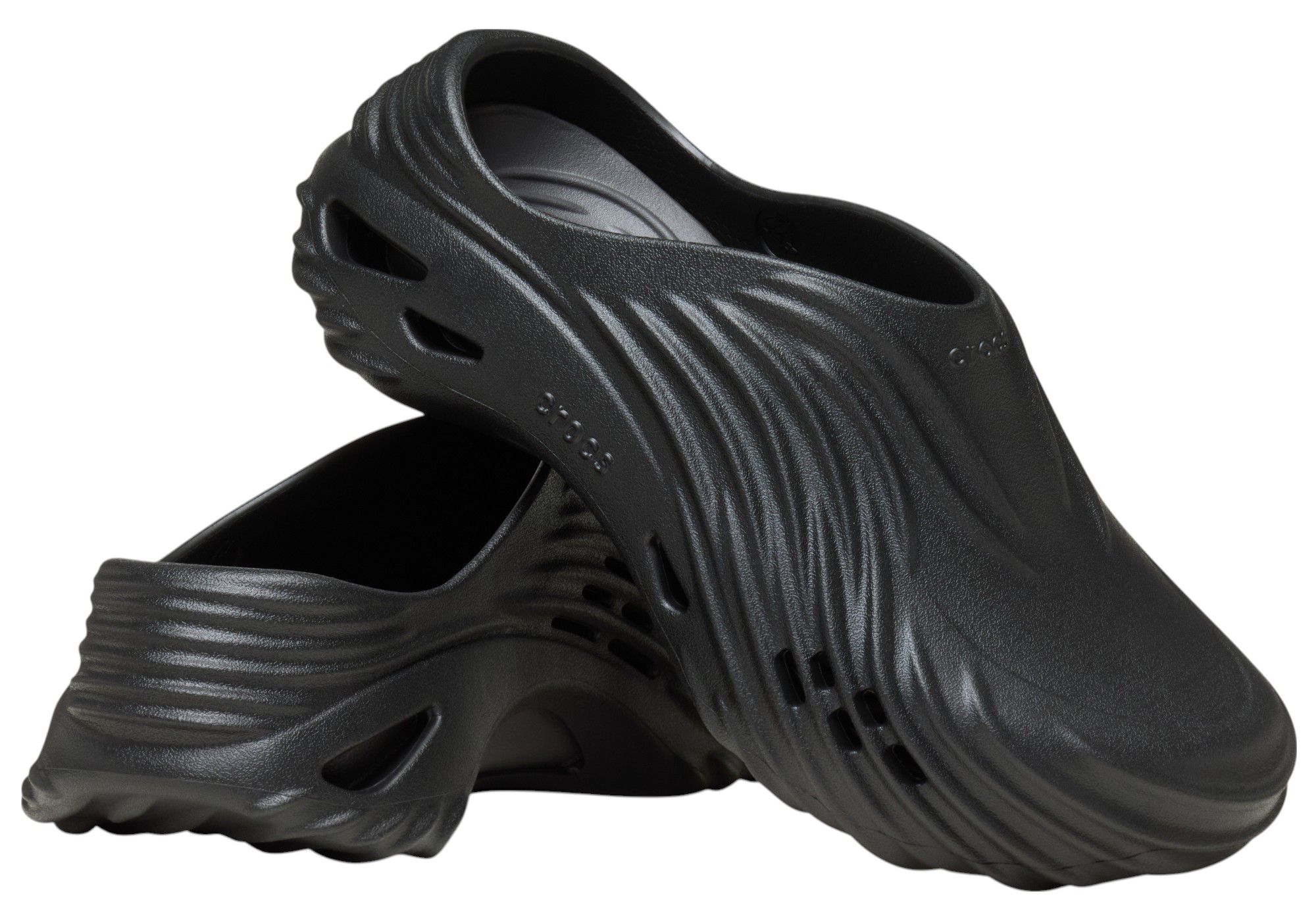 Crocs Echo Wave Shoe product image