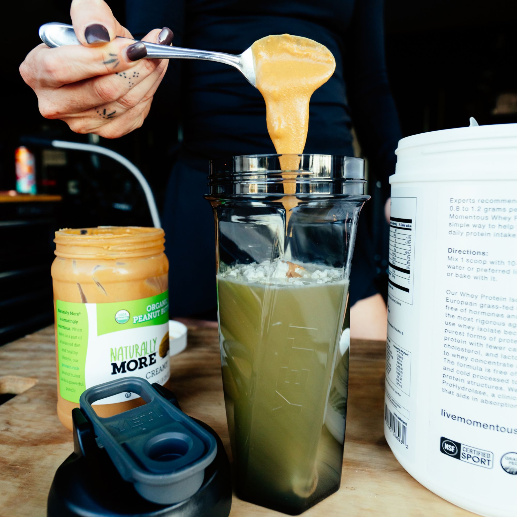 YETI Yonder Shaker Bottle product image