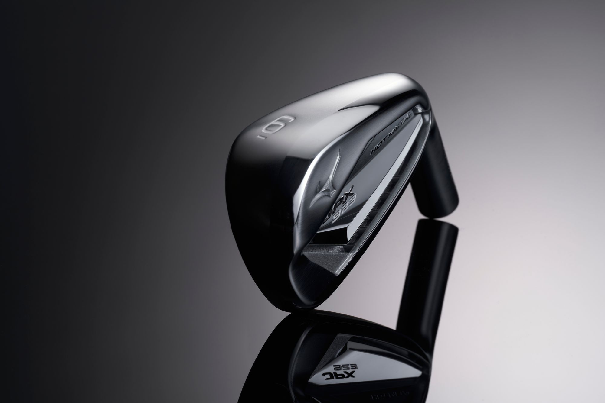 Mizuno Women's JPX923 Hot Metal Irons product image