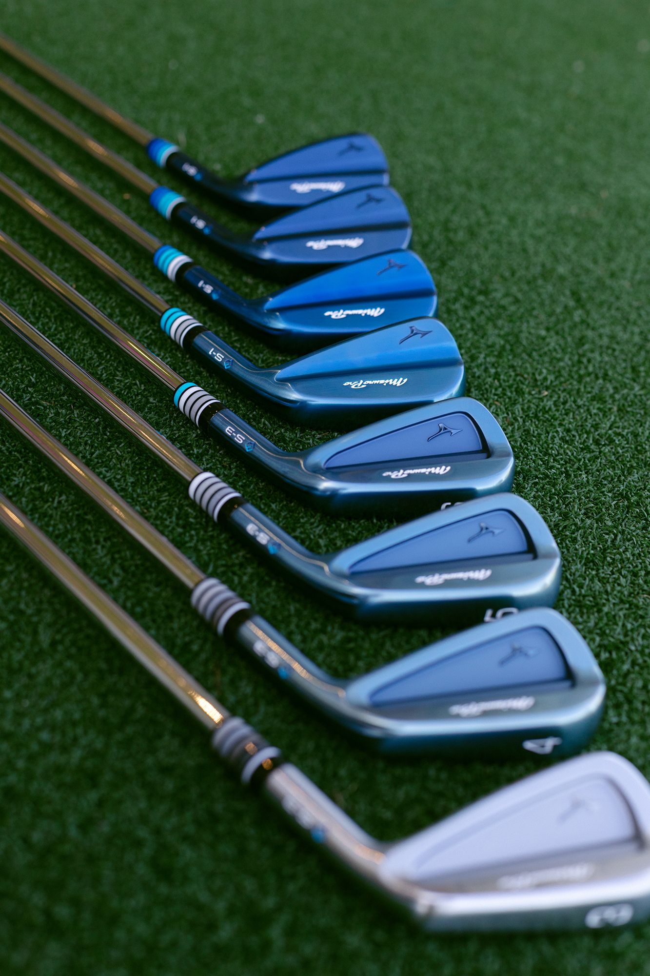 Mizuno Pro Iceberg Limited Edition Irons product image