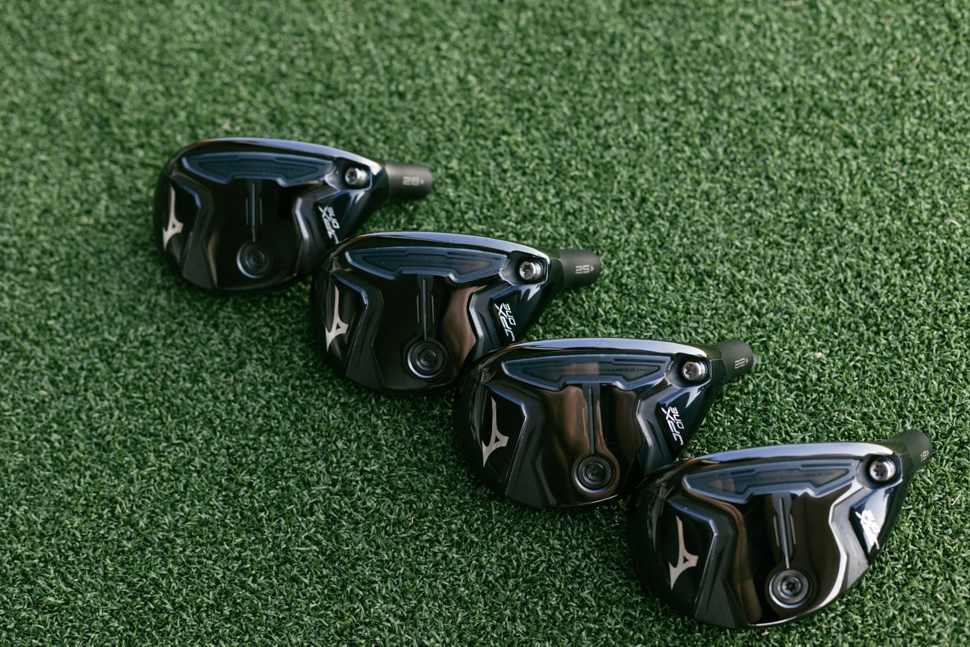 Mizuno Women's JPX-ONE Hybrid product image