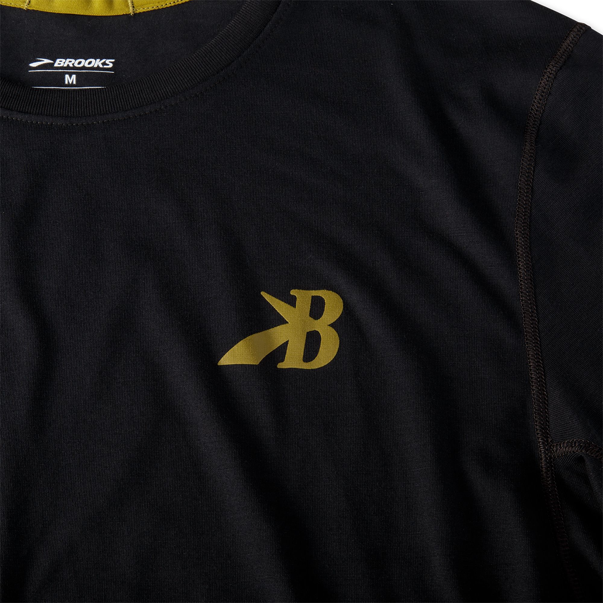 Brooks Men's Distance Graphic Short Sleeve Running T-Shirt product image
