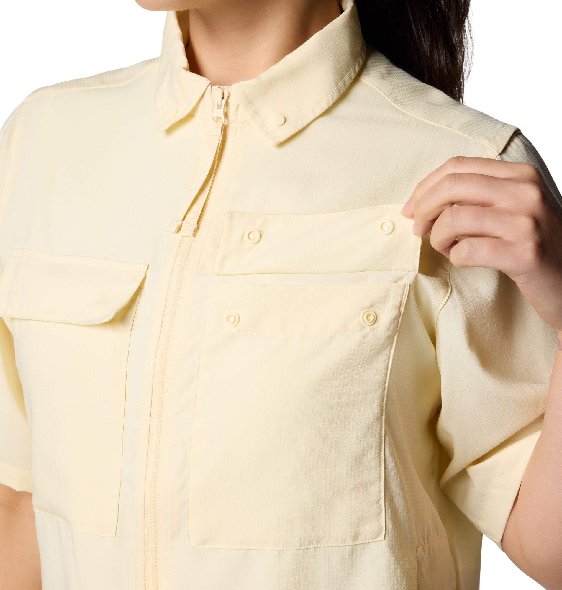 Columbia Women's Elevated View Utility Short Sleeve Shirt product image