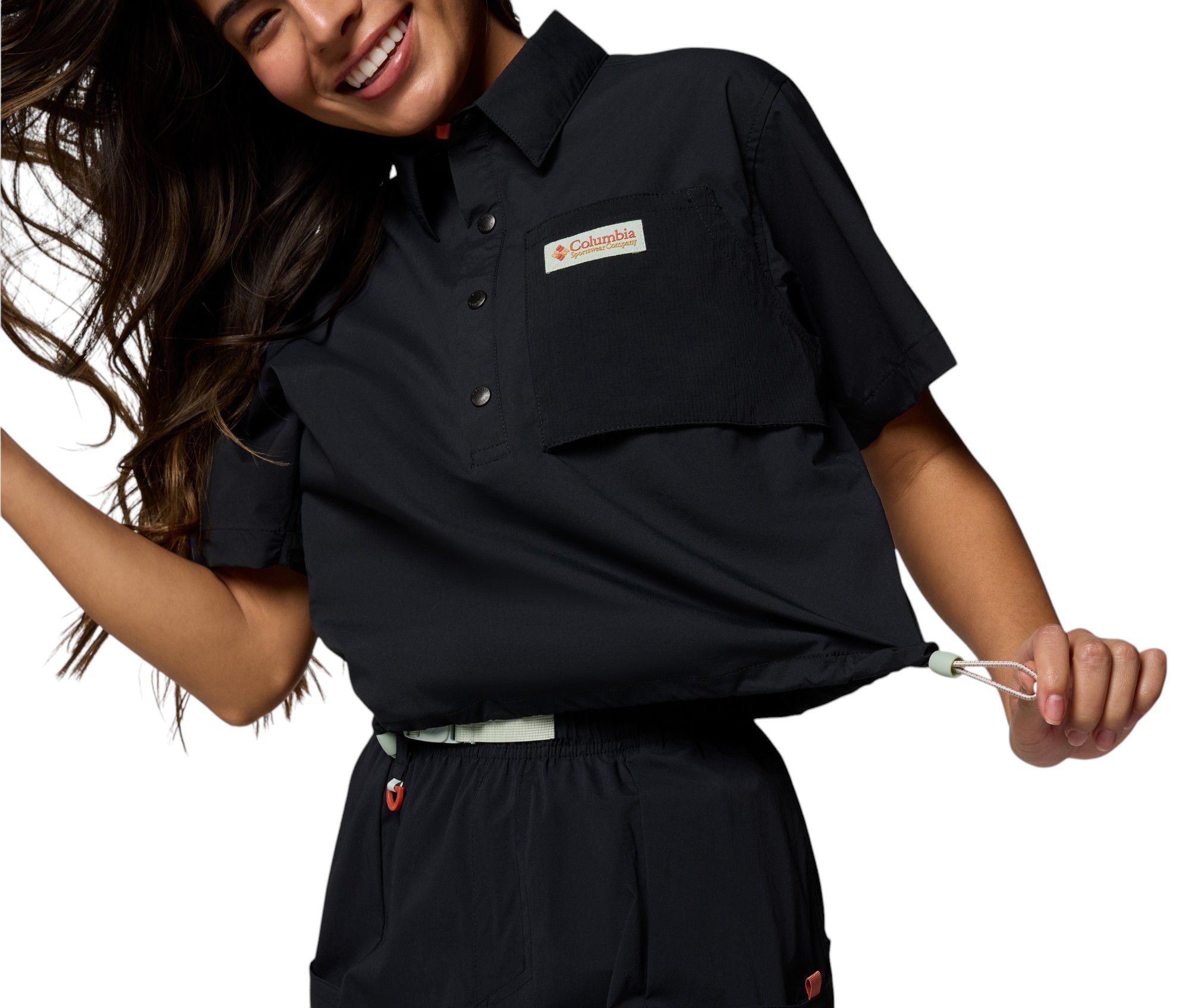 Columbia Women's Cove Beach Woven Cropped Short Sleeve Shirt product image