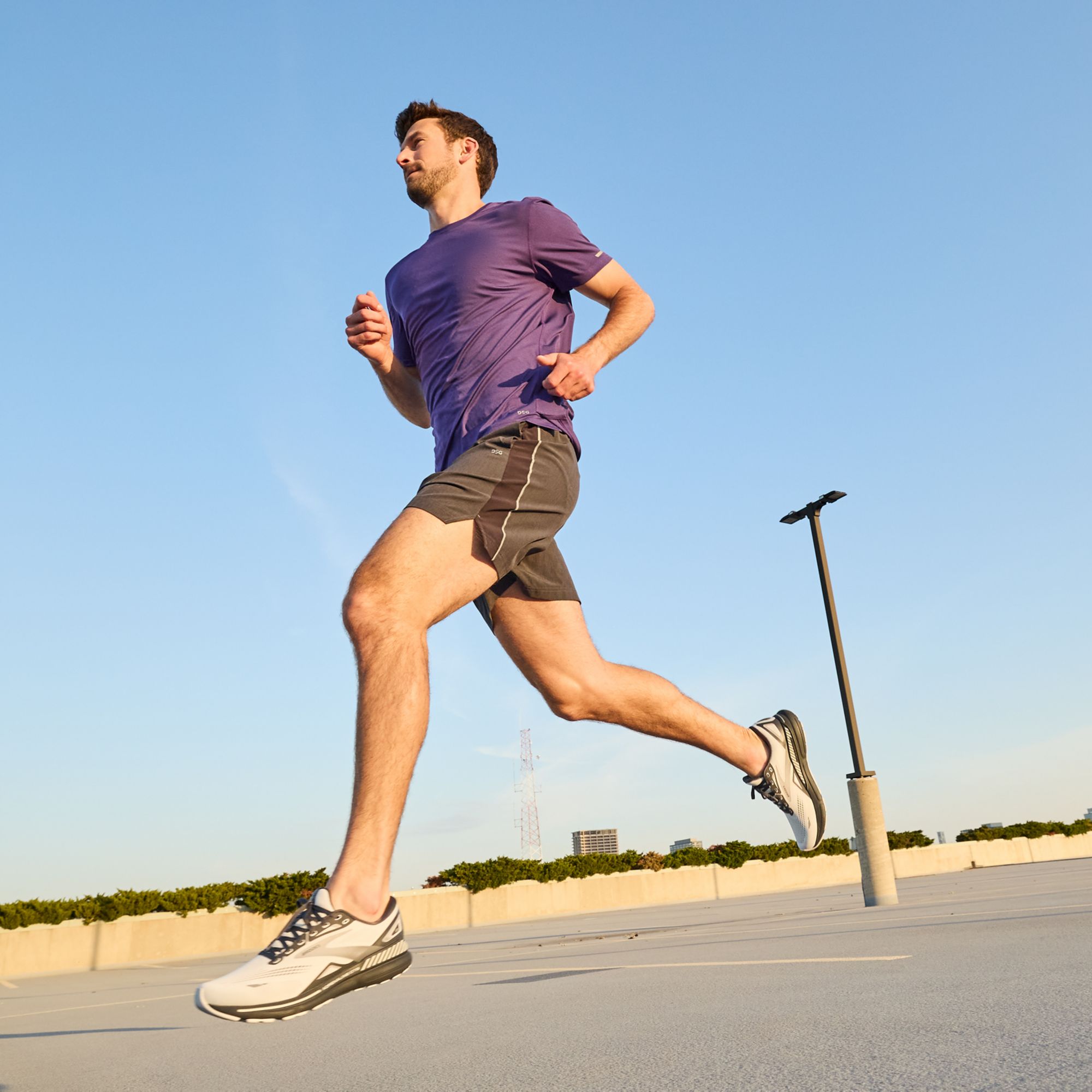 DSG Men's Stride Run Short Sleeve T-Shirt product image