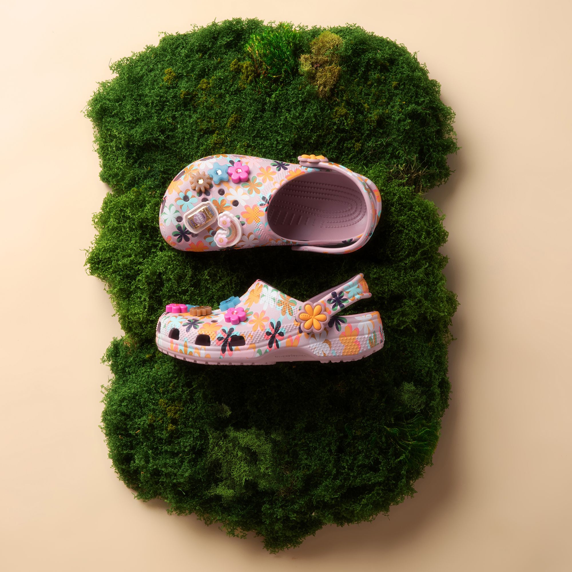 Crocs Retro Summer Classic Clogs product image